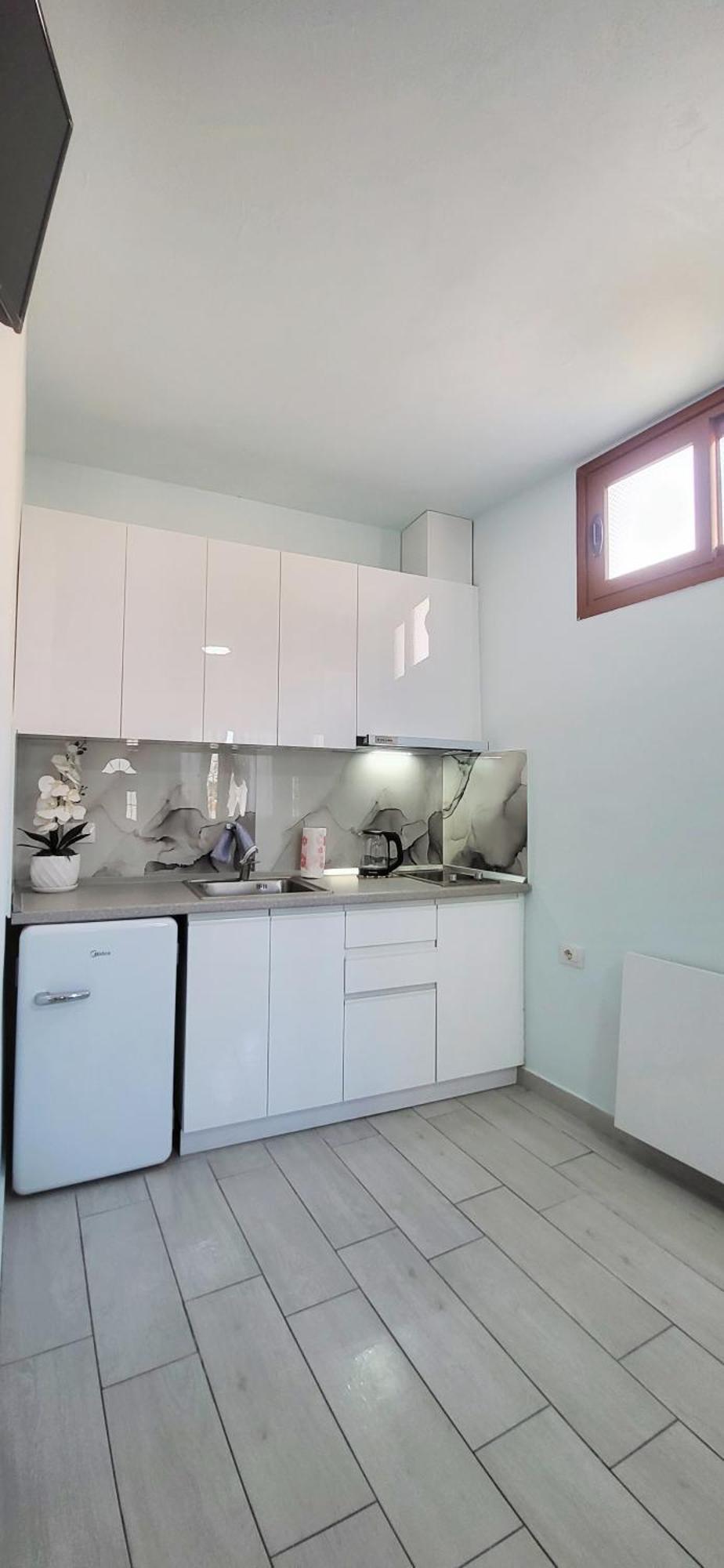 Sunny Guest House Vlore Exterior photo